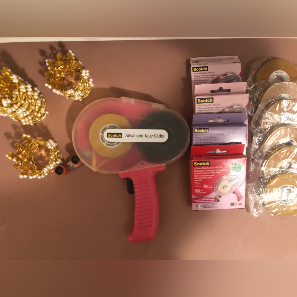 ADVANCED TAPE GLIDER AND 14 refills!!